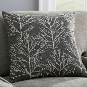 Pottery Barn jingle tree pillow cover. NEVER OPENED*****